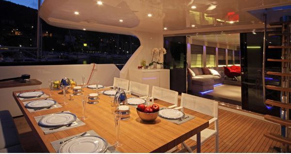 AURORA -  Aft Deck Dining