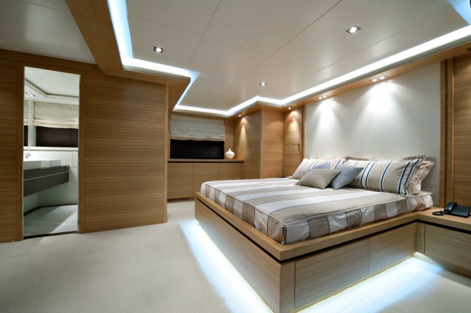 Falcon 115 Yacht Helios - Double Cabin