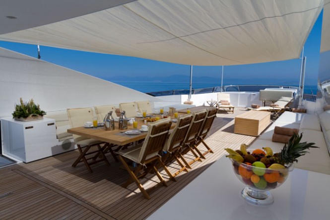 Yacht MABROUK -  Sundeck Dining