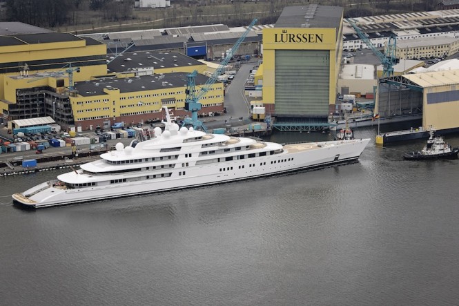 [Image: 180m-luxury-mega-yacht-AZZAM-%C2%A9Klaus...65x443.jpg]