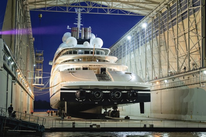 [Image: Superyacht-AZZAM-launched-by-Lurssen-%C2...65x441.jpg]