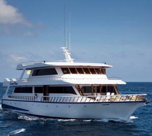 CONTE MAX Yacht Charter Details, Maldives Charter Yacht | CHARTERWORLD ...