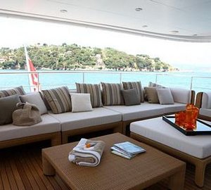 ZALIV III -  Aft Deck Seating