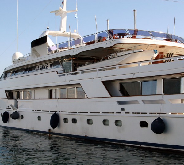 Yacht DARNICE III - Image by YachtMati