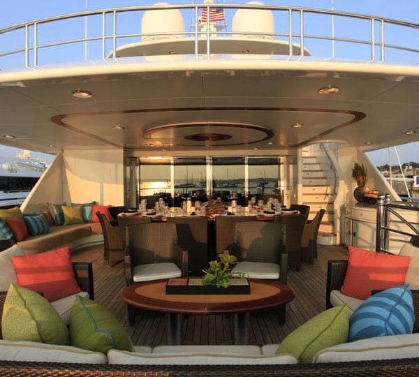 Sky-lounge Aft Deck On Board Yacht COCO VIENTE