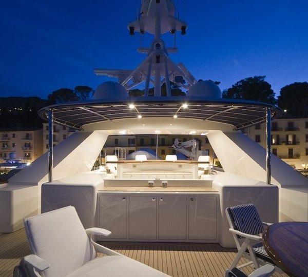 Sun Deck On Board Yacht BLU 470