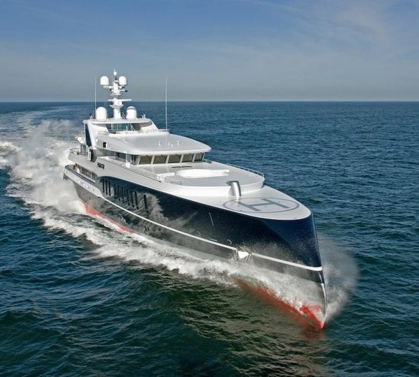 The 73m Yacht PREDATOR