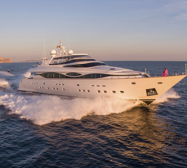 Motor Yacht Profile