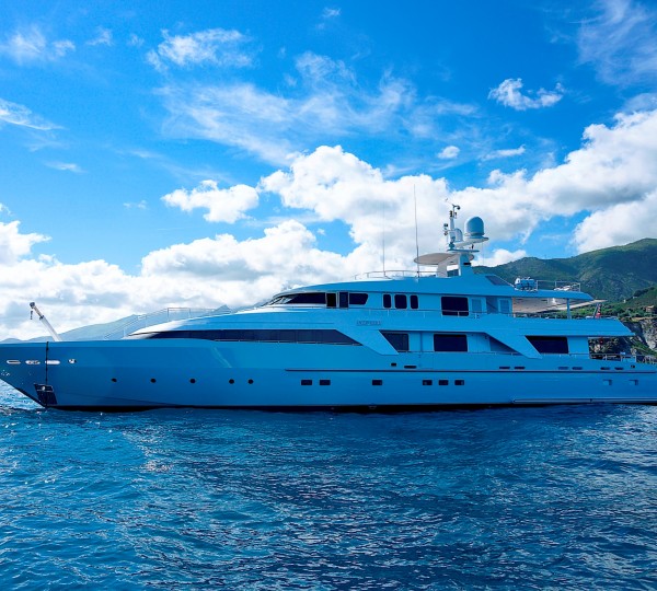 deep blue ii yacht owner