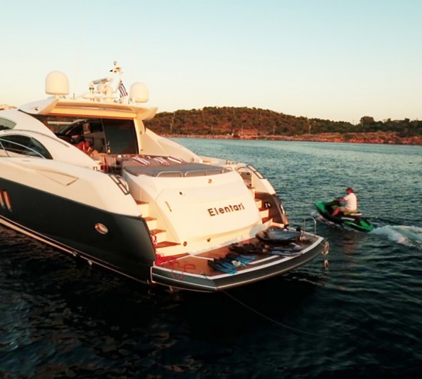 Luxury yacht ELENTARI