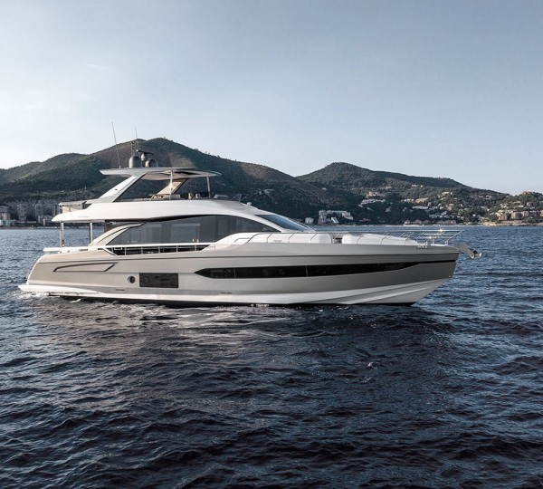 Luxury yacht VIVA