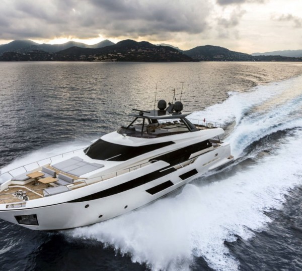Luxury Yacht DADDY'S DREAM II (sistership)