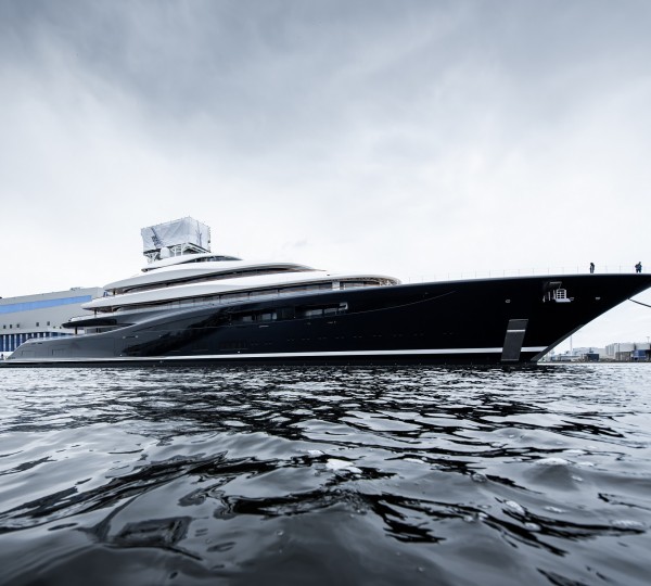 Luxury Yacht PROJECT 821