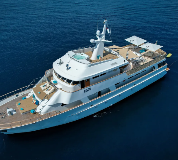 Motor Yacht EVA