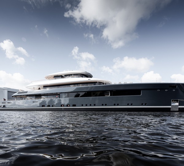 Superyacht PROJECT 713
