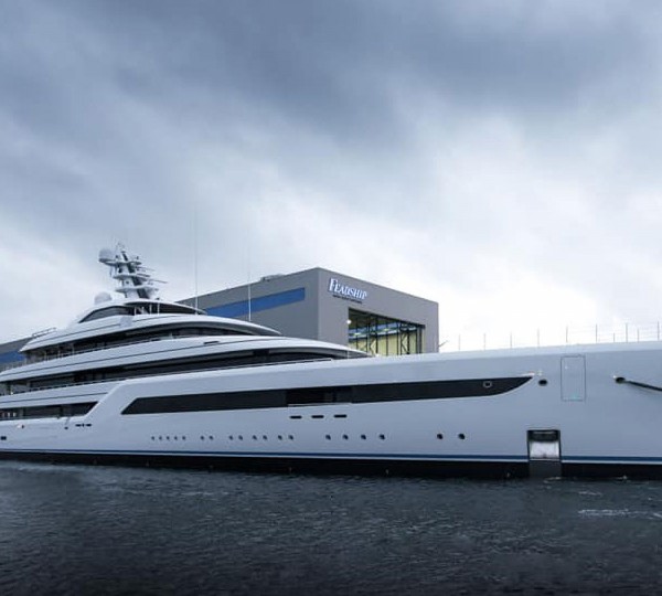 88M FEADSHIP SUPERYACHT