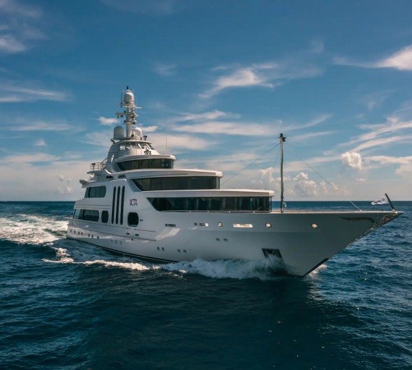 Luxury Yacht ACTA