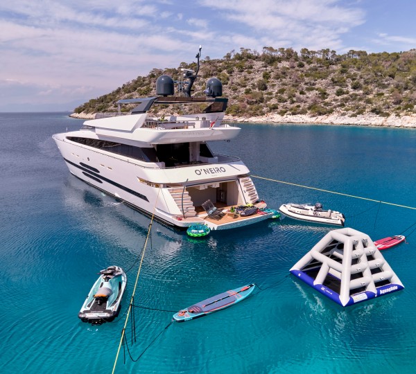 Luxury Yacht O'NEIRO