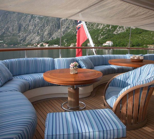 Benetti Jo Bridge Deck Aft Lounge