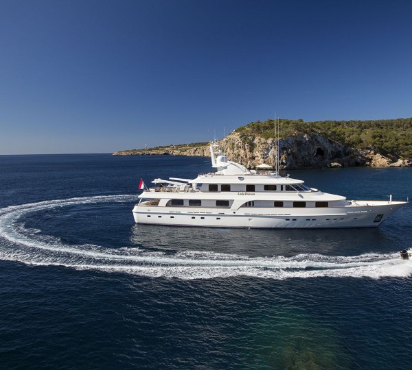 Luxury Motor Yacht LADY DUVERA