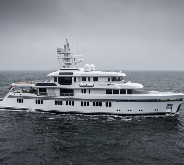 Luxury Motor Yacht PROMISE 