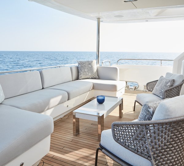 Yacht BANDAZUL, Princess Yachts | CHARTERWORLD Luxury Superyacht Charters