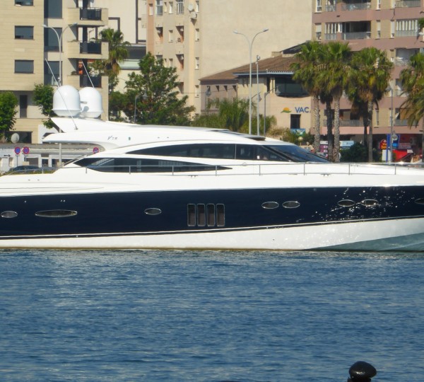 Motor yacht GITANA - Main shot