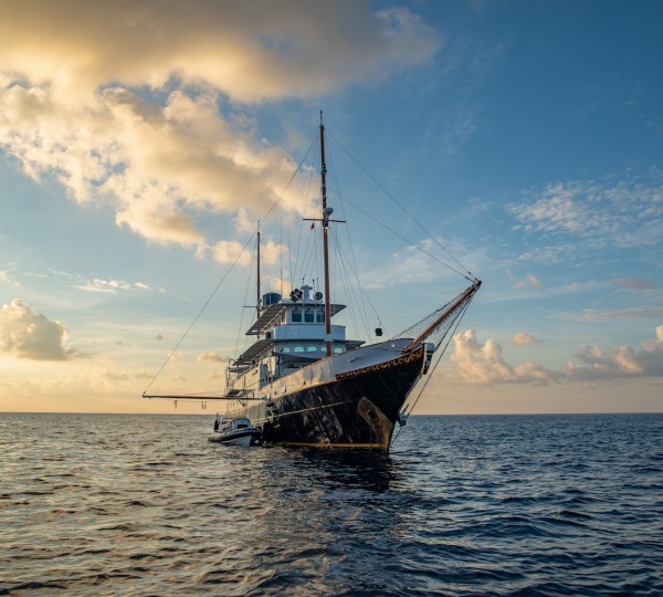 Motor Yacht KALIZMA