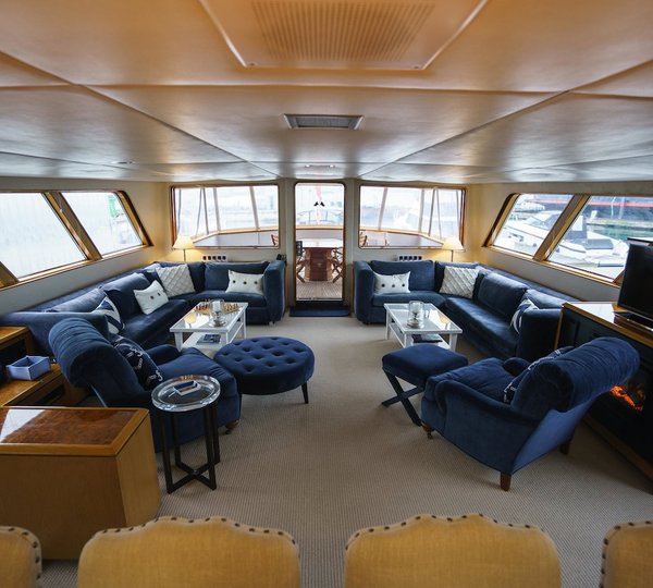 Saloon Looking Aft