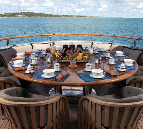 Yacht SILVER DREAM - Aft Deck