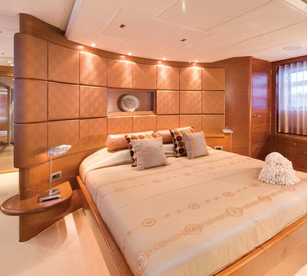 Main Master Bedroom On Board Yacht NORTHLANDER