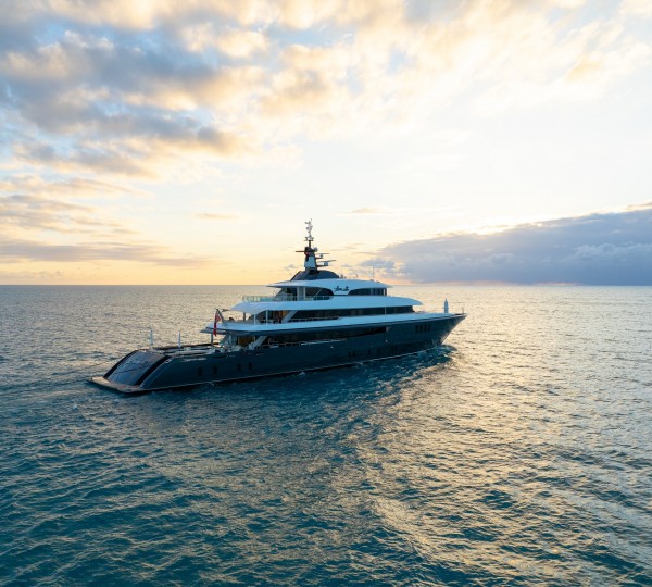 Superyacht LOON