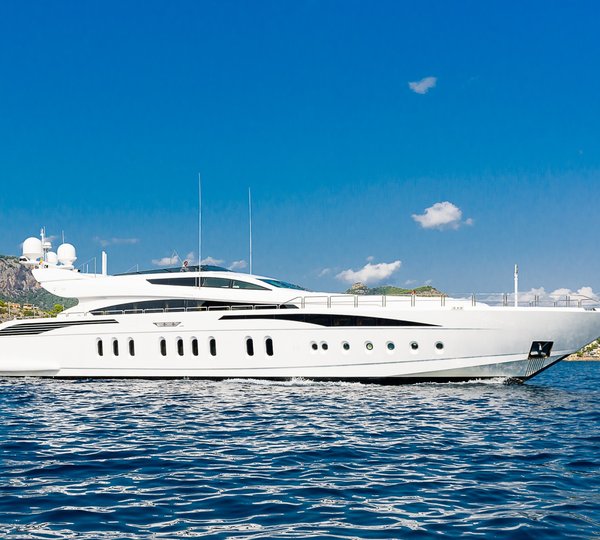 LISA IV Yacht Charter Details, Leopard Yachts | CHARTERWORLD Luxury ...