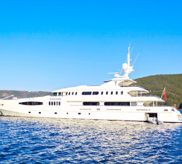 Motor Yacht QUEEN MARE