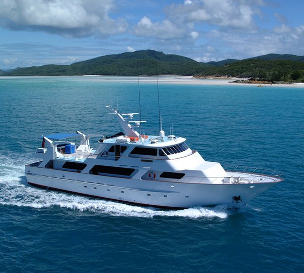 Yacht Mustique, Australia | CHARTERWORLD Luxury Superyacht Charters