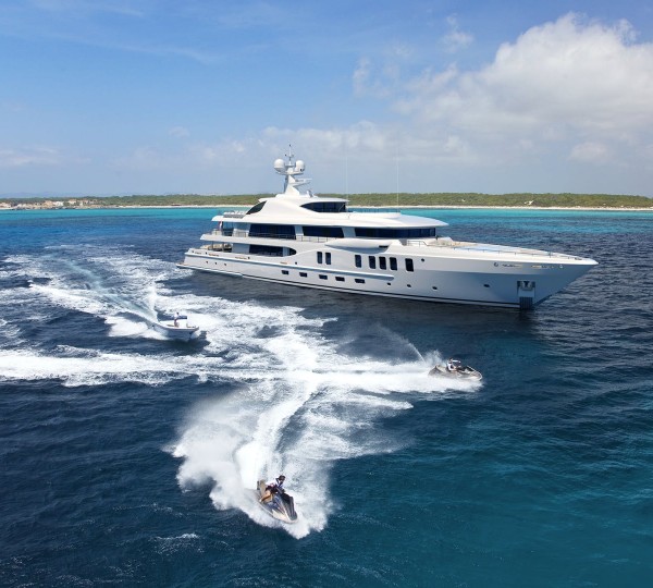 Yacht VENTUM MARIS, Amels 212 Limited Editions | CHARTERWORLD Luxury ...