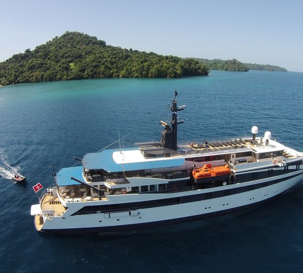 The 68m Yacht VARIETY VOYAGER