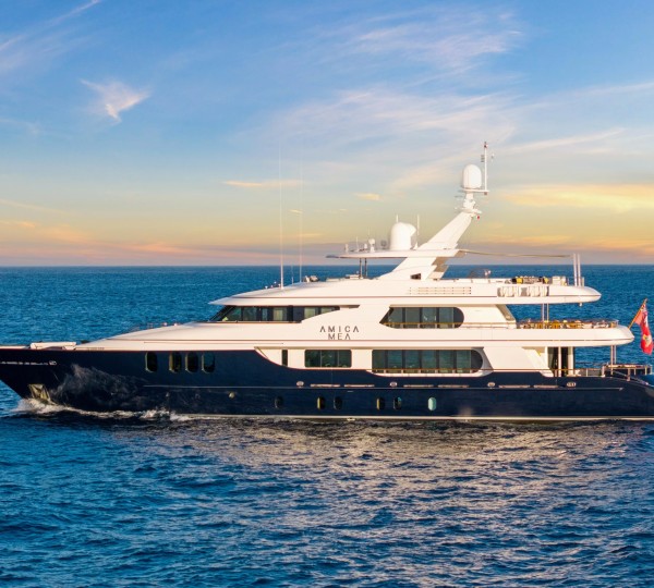 Superyacht AMICA MEA