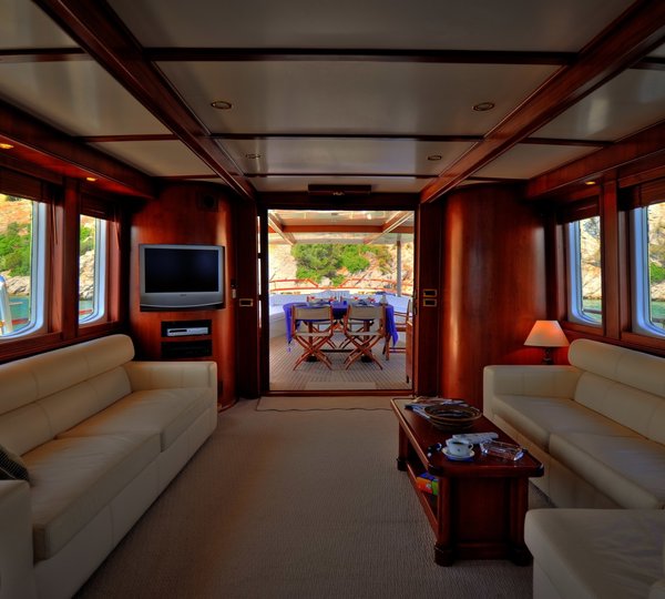 Saloon With External Eating/dining On Board Yacht EL BANDIDO