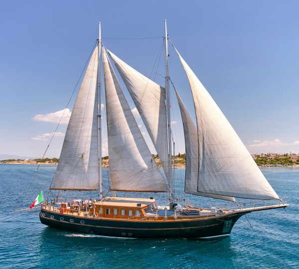 MYRA Yacht