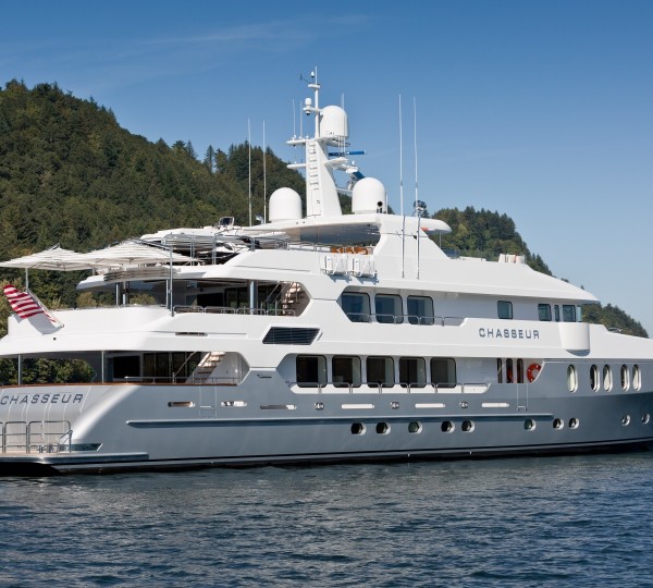 SILVER LINING Yacht Charter Price - Christensen Luxury Yacht Charter