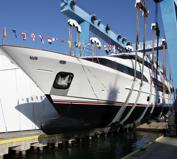 121 luxury yacht FF1 by Benetti Yachts