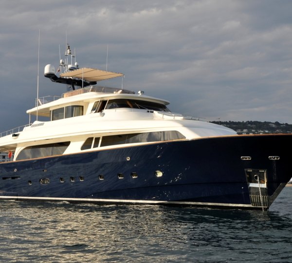 Motor Yacht CONQUISTADOR - Main