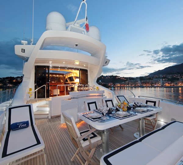 Motor yacht VERA - Aft Deck