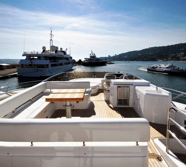 SEFERINO Yacht Charter Details, Sunseeker | CHARTERWORLD Luxury Superyachts