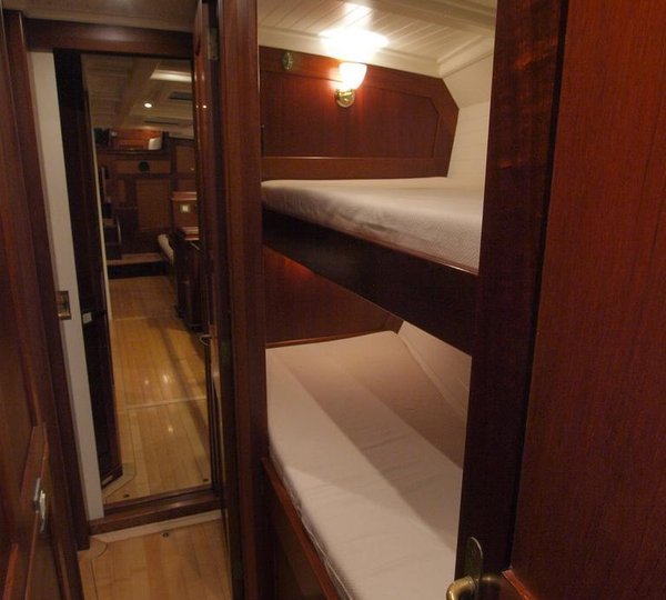 Sail yacht LADY ANN -  Twin Cabin