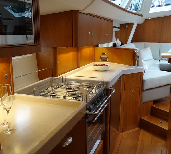 SPIRIT Yacht Charter Details, Oyster Marine | CHARTERWORLD Luxury ...