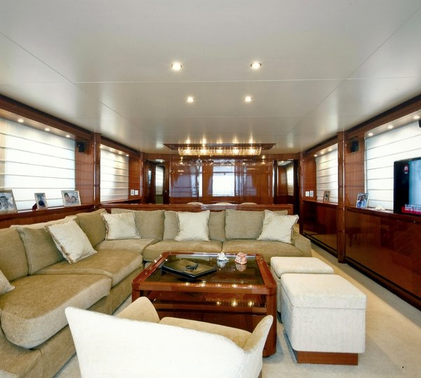 GPS Yacht Charter Details, San Lorenzo | CHARTERWORLD Luxury Superyachts