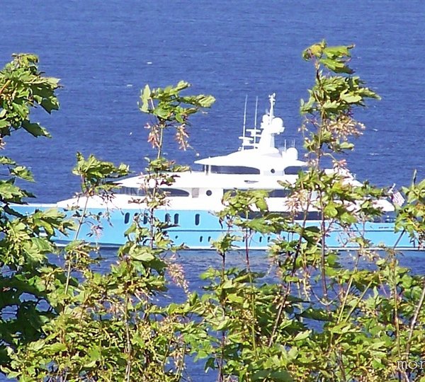 Silver Shalis superyacht by Delta Marine