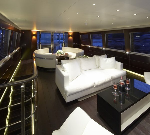 Yacht CYRUS ONE -  Salon Seating